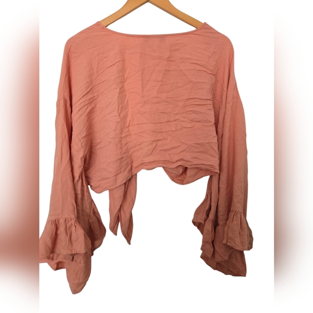 Forever 21+ Tie-Front Blouse with Bell Sleeves Size 2x - Picture 2 of 4